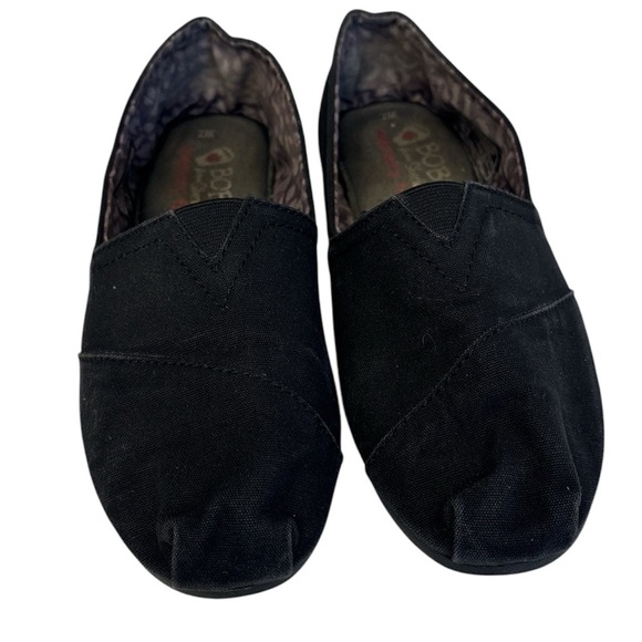 BOBS from Skechers Shoes - Bob’s from Skechers slip on shoes arch pillow memory foam canvas black Size 7
